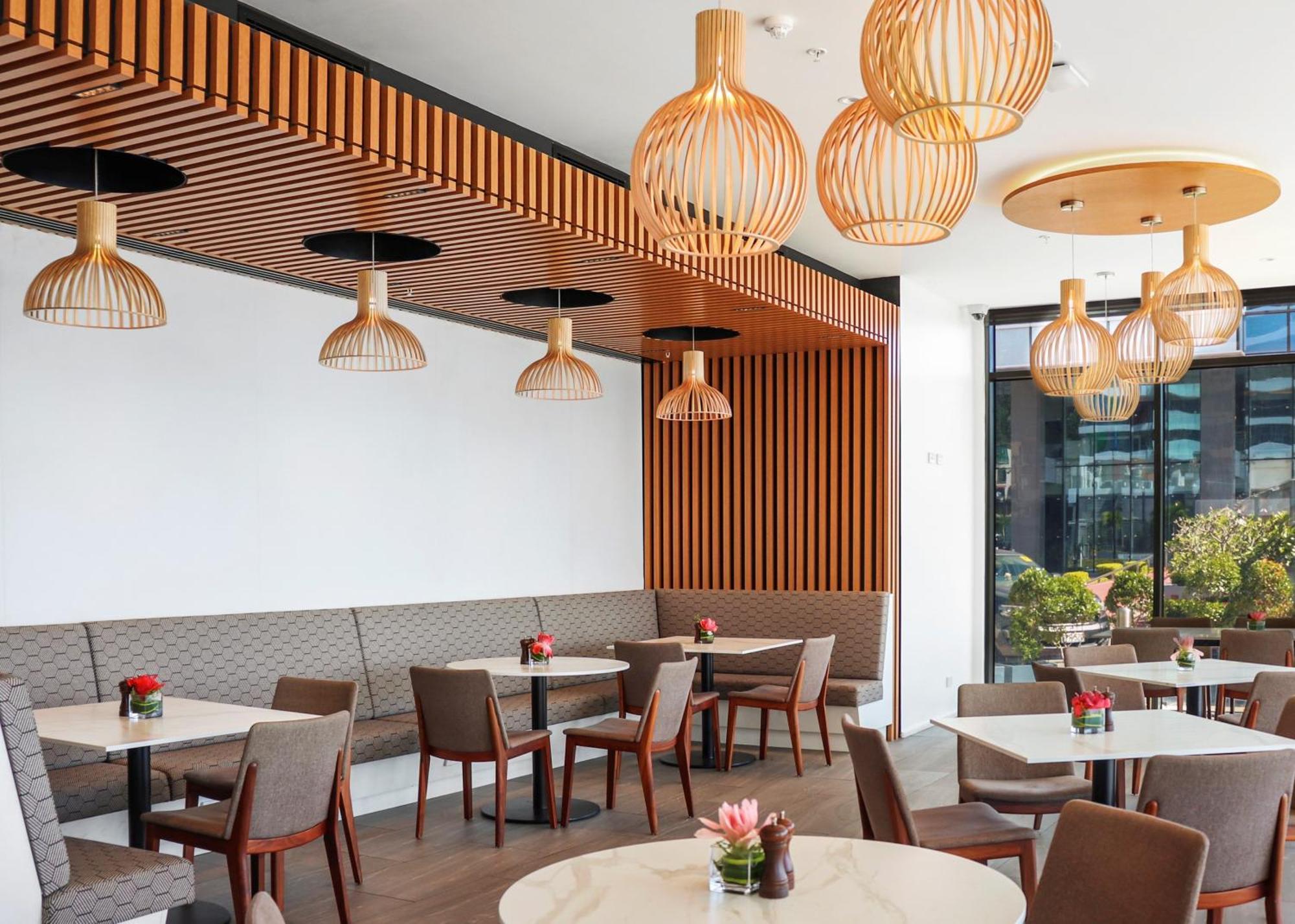 Crowne Plaza Residences Port Moresby By Ihg Exterior photo
